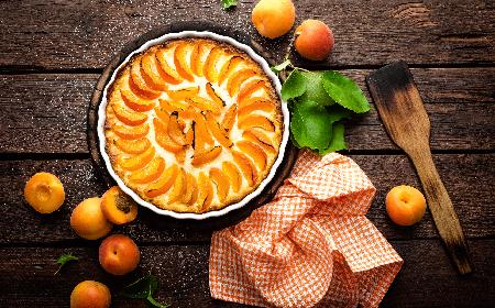 Tarta z morelami: przepis łatwy i tani