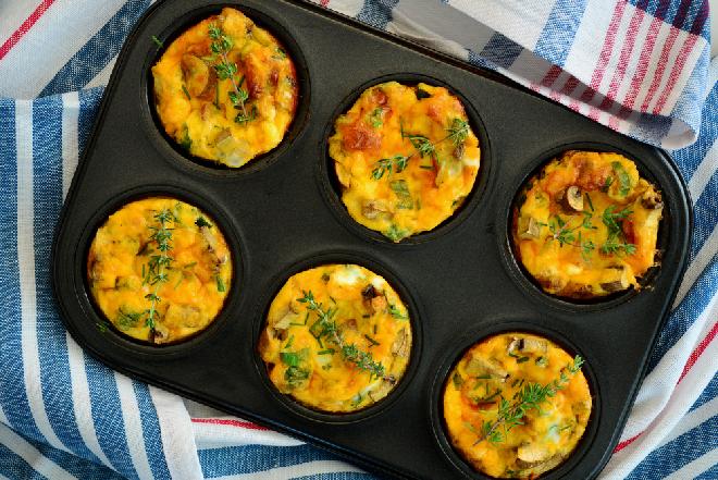 Omletowe muffinki na śniadanie, do szkoły, do pracy