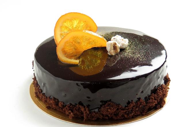 Jak zrobić tort bananowo-czekoladowy? Podajemy sprawdzony przepis