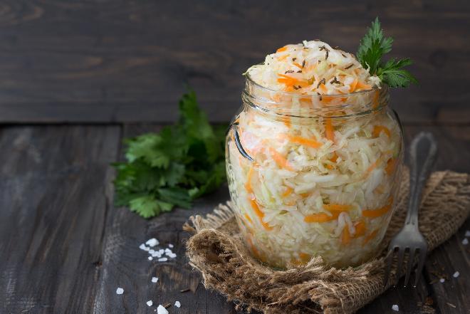 Kapusta kiszona, kapusta kwaszona: czym się różnią?